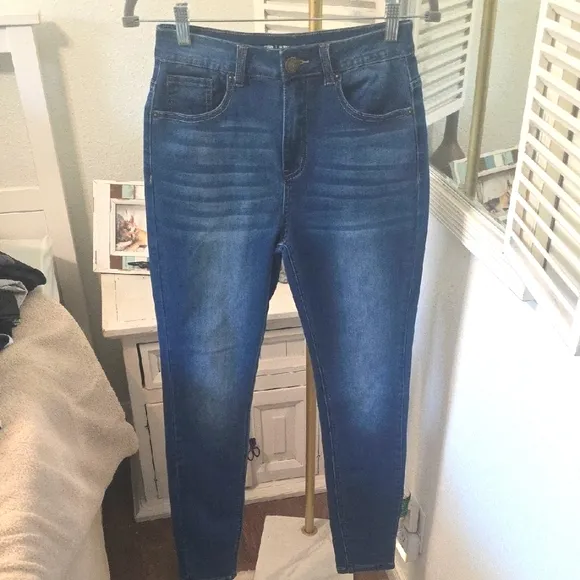 🆕️ Born Primitive FLEX Stretchy High-Rise Skinny Jean