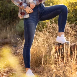 🆕️ Born Primitive FLEX Stretchy High-Rise Skinny Jean