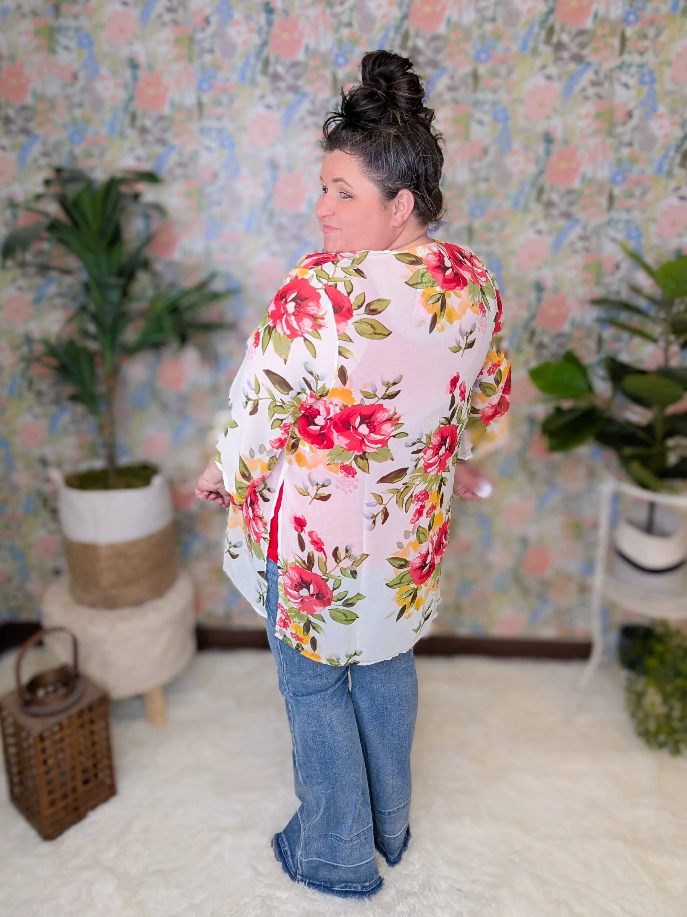 Berkley Bold Floral Kimono on Ivory