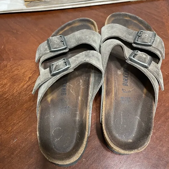 Birkenstock Arizona Soft Footbed  Sandals Brown Distressed Unisex Slides Buckle