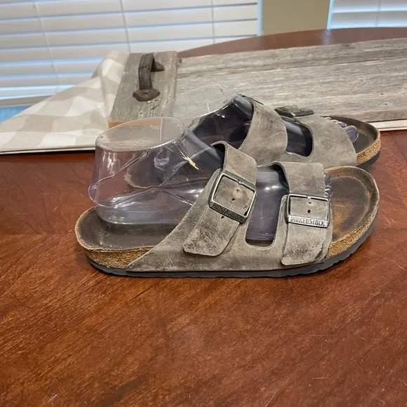 Birkenstock Arizona Soft Footbed  Sandals Brown Distressed Unisex Slides Buckle