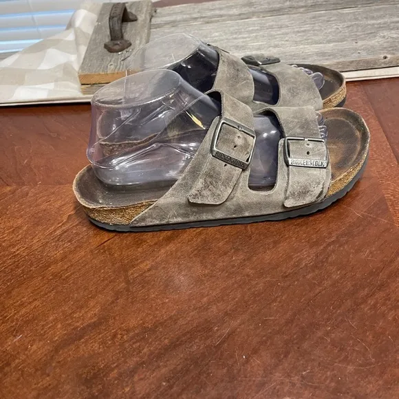 Birkenstock Arizona Soft Footbed  Sandals Brown Distressed Unisex Slides Buckle
