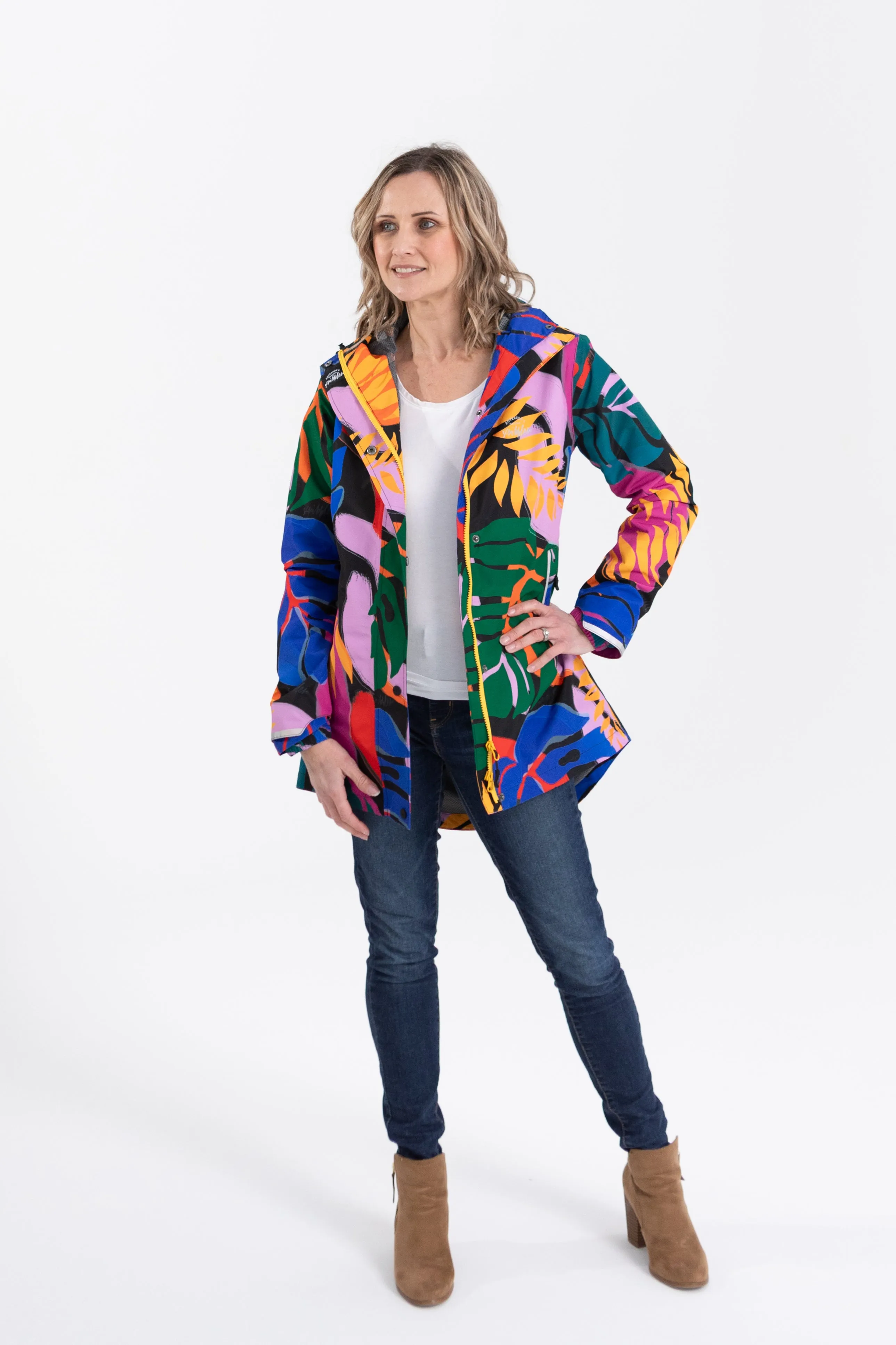 Carnaval waterproof mesh lined raincoat