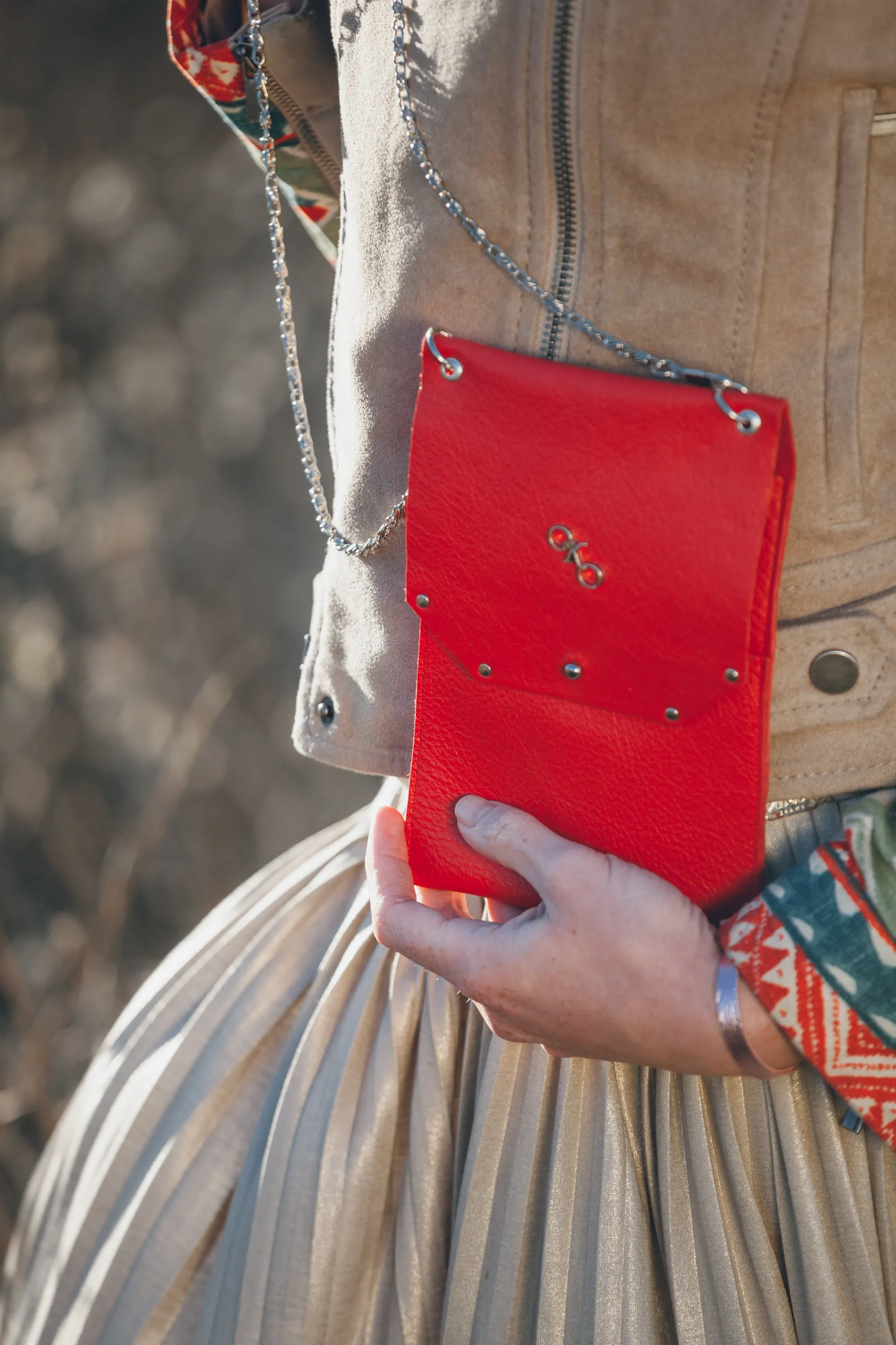 Cellphone pouch