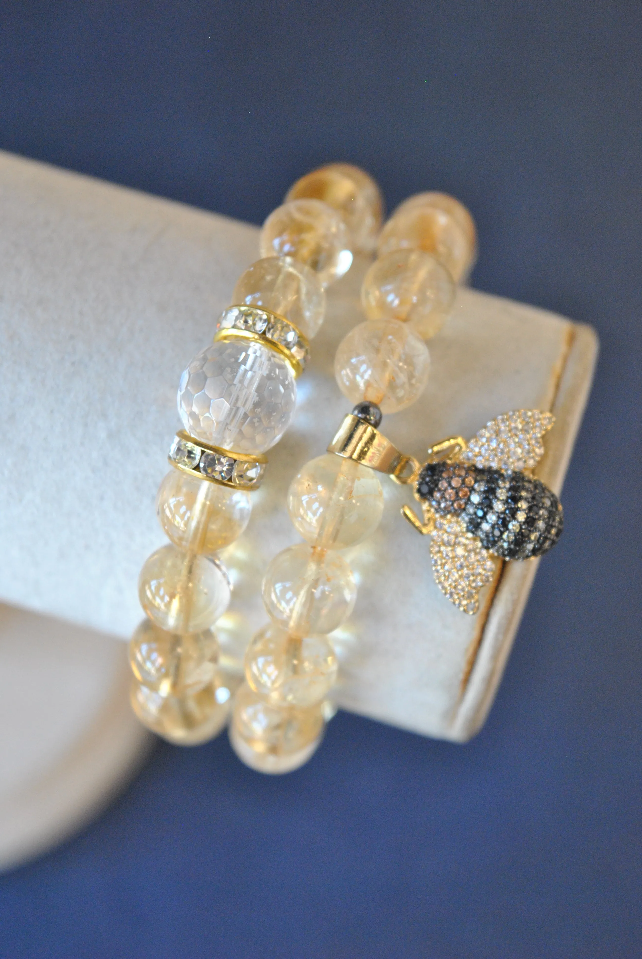 CITRINE STRETCHY BRACELETS SET WITH GOLD BEE CHARM