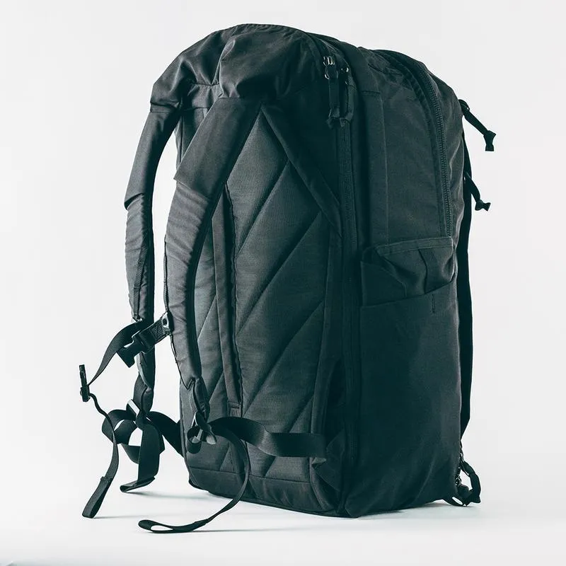 Civic Travel Bag 35L - Evergoods