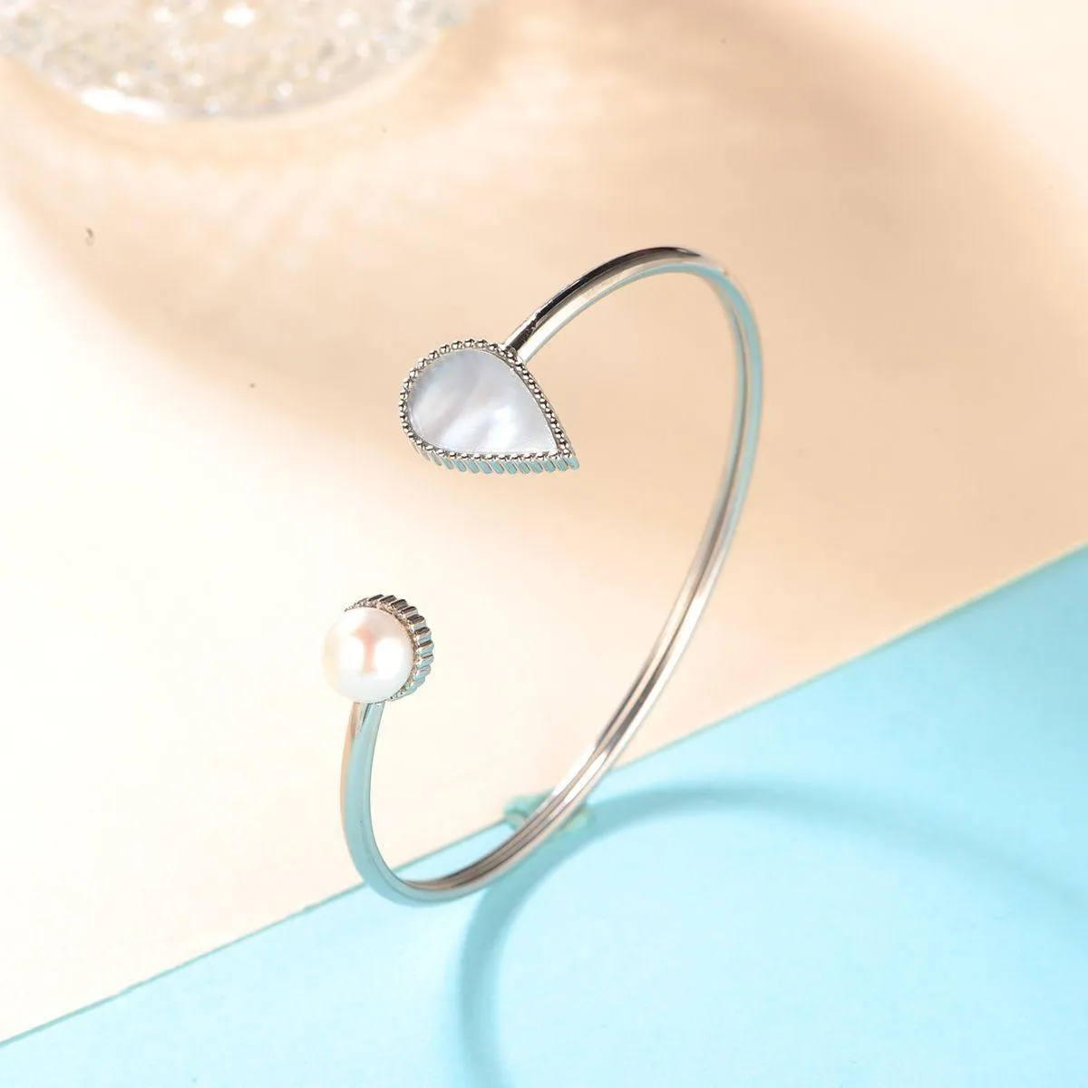 Drop / Bangle Pearl Silver