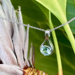 Elegant Double Line Bale Aquamarine Pendant