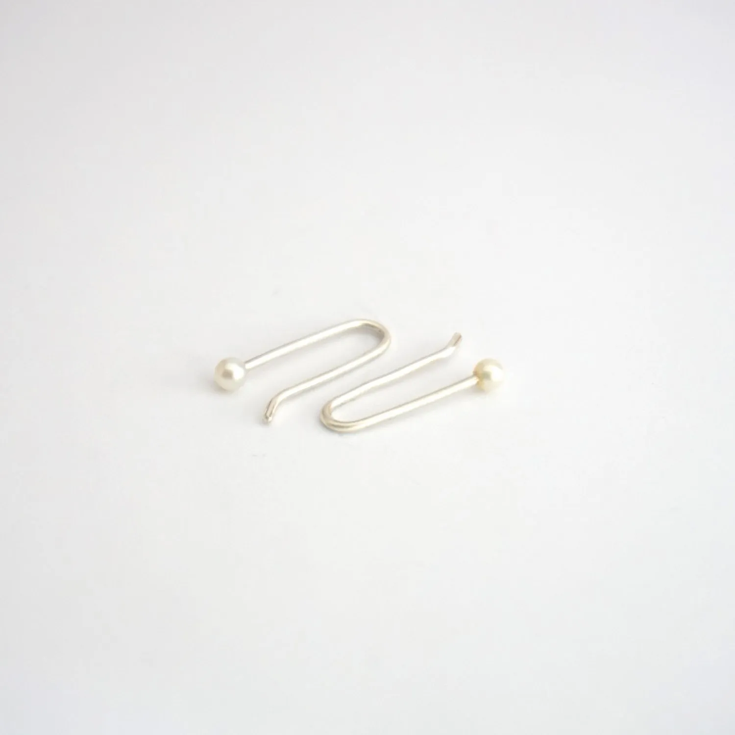 Elegant Hand-Made Pearl Ear Climber Earrings - 0150