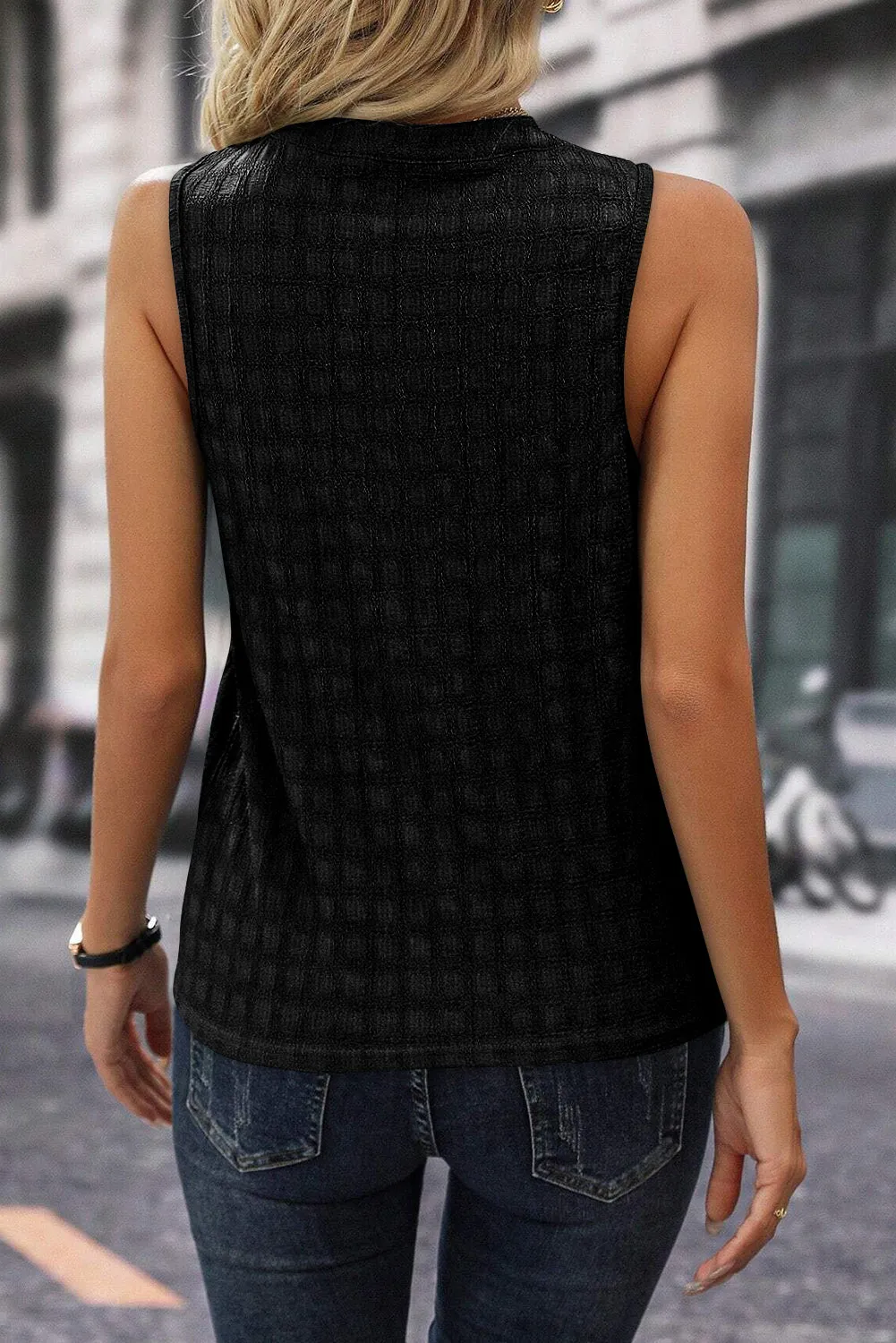 Elegant Lattice Textured Split Neck Tank Top