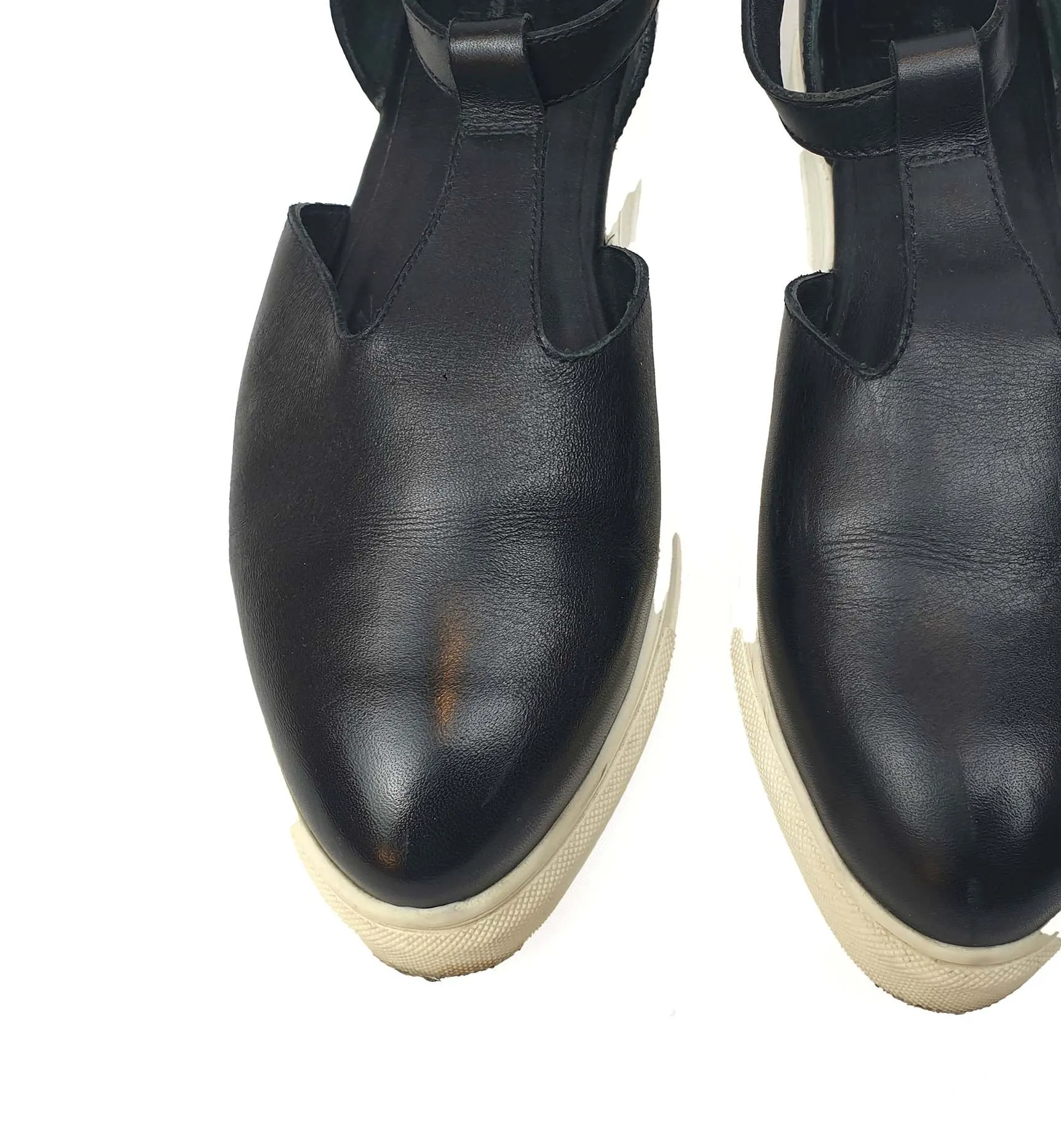 Elk black tee bar style shoes size 37