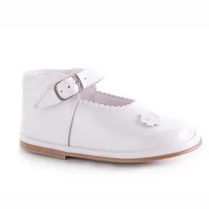 Ella Girls White Patent Shoe