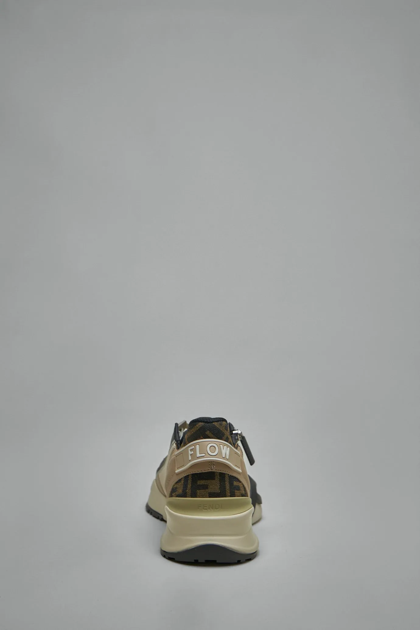 Flow Sneakers