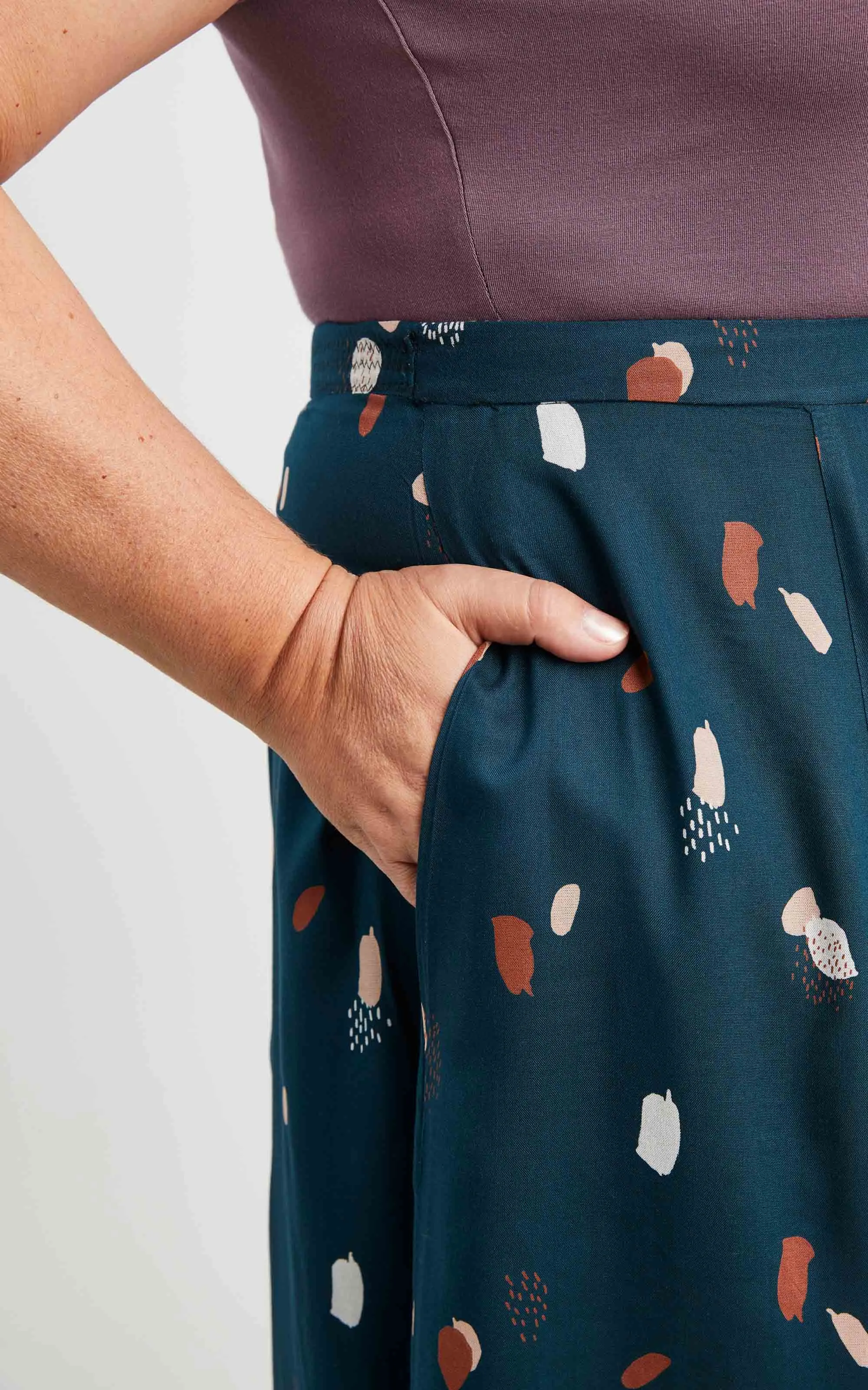 Holyoke Maxi Dress & Skirt 12-32 printed pattern