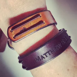 Leather Bracelet | Custom Engraving | (.75" wide) | Full Grain Leather Bracelet w Elastic Closure