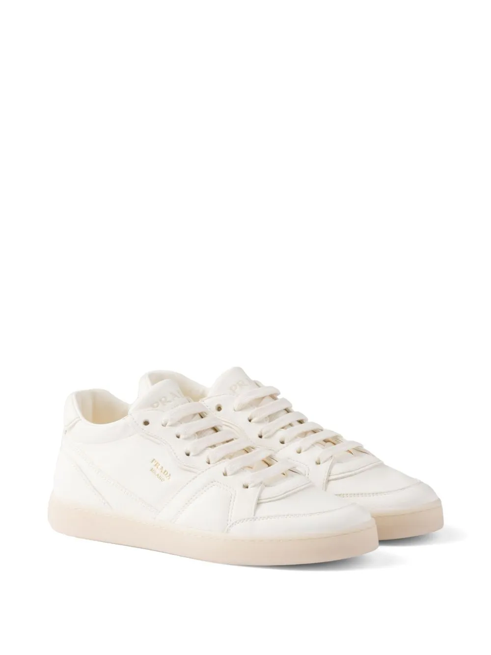 Leather sneakers