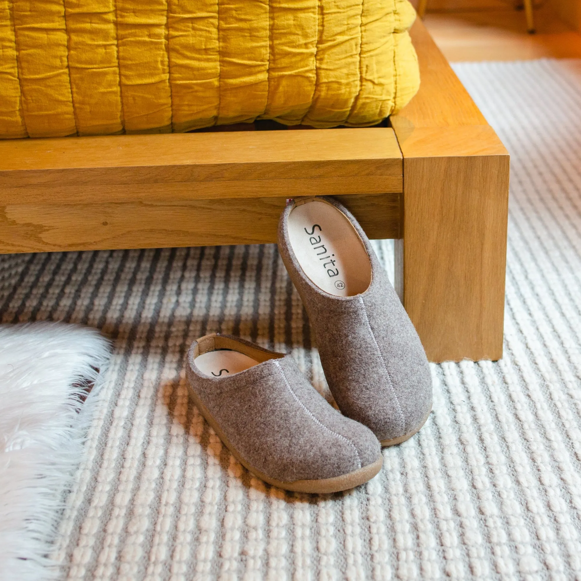 Lodge Slide Unisex Slipper in Stone