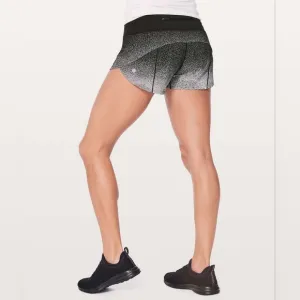 Lululemon Speed Up Mid-Rise Short 2.5&quot; (Ombre Speckle Stop White Black) Size 8