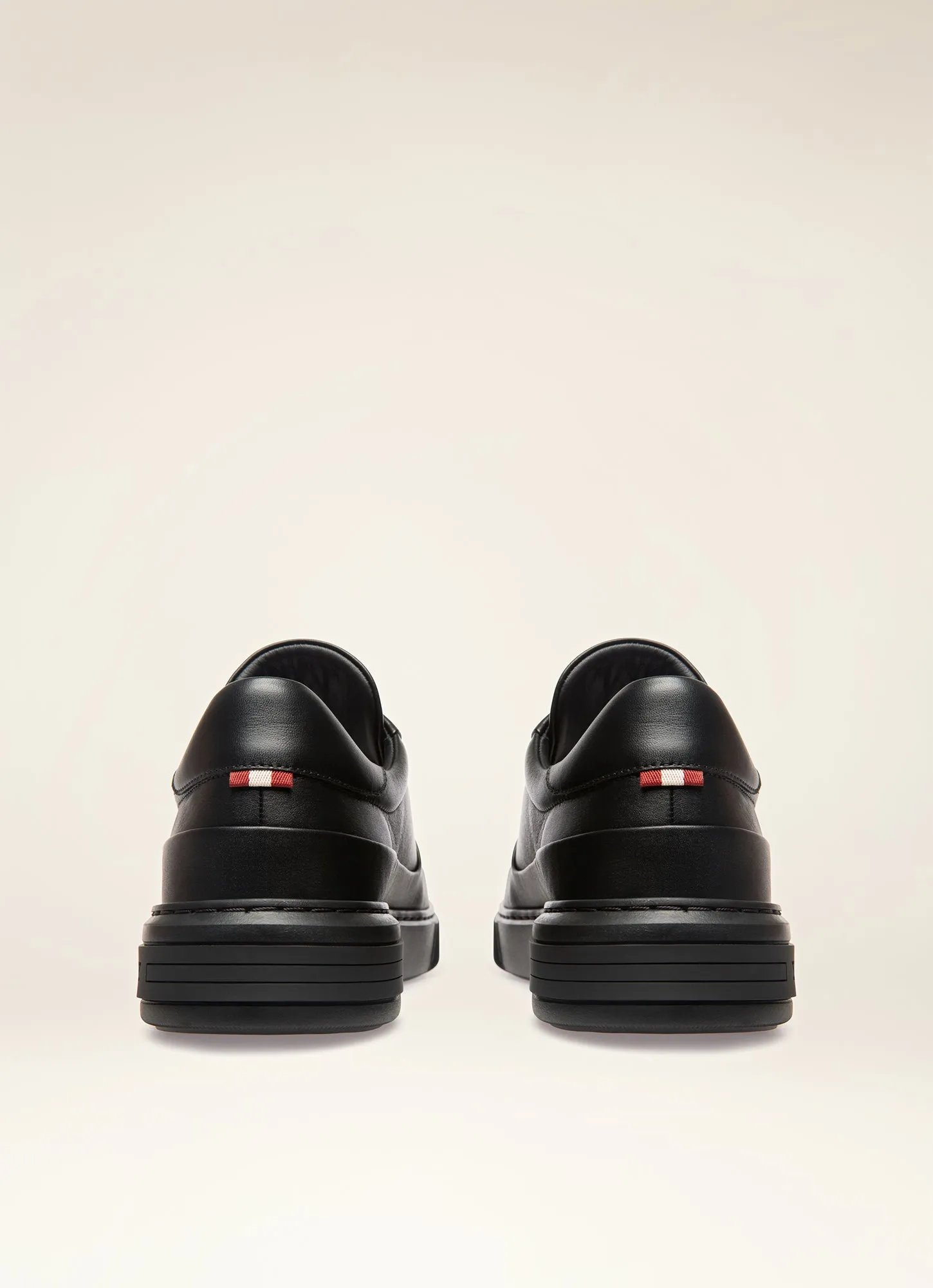 Manny - Sneakers