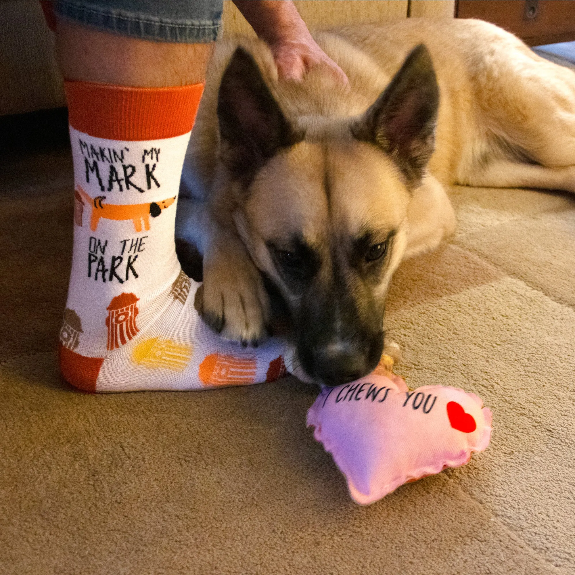 Mark on the Park Unisex Crew Socks Size: