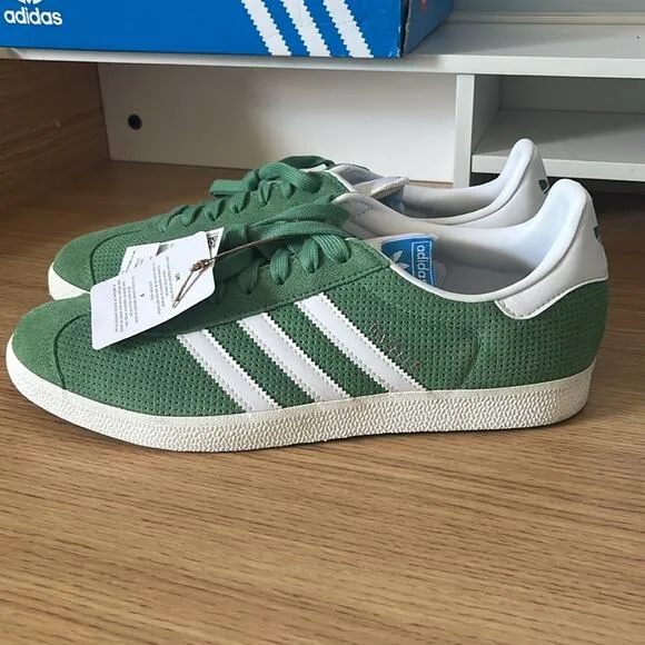Mens Adidas Gazelle Sneakers Size 11
