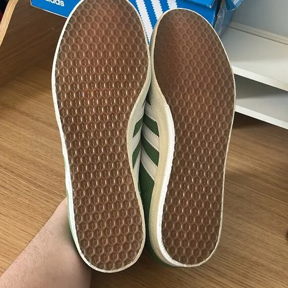 Mens Adidas Gazelle Sneakers Size 11