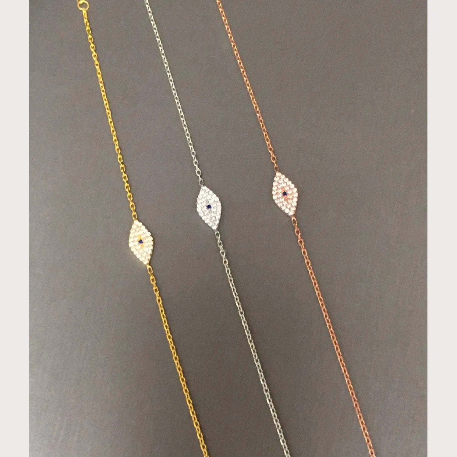 Modern Shiny Eye Bracelet