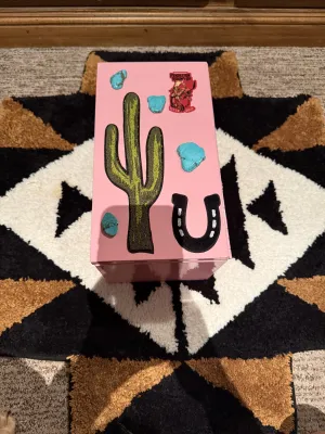 Pendleton Metal Jewelry/Tool/Misc BOX  in pink !