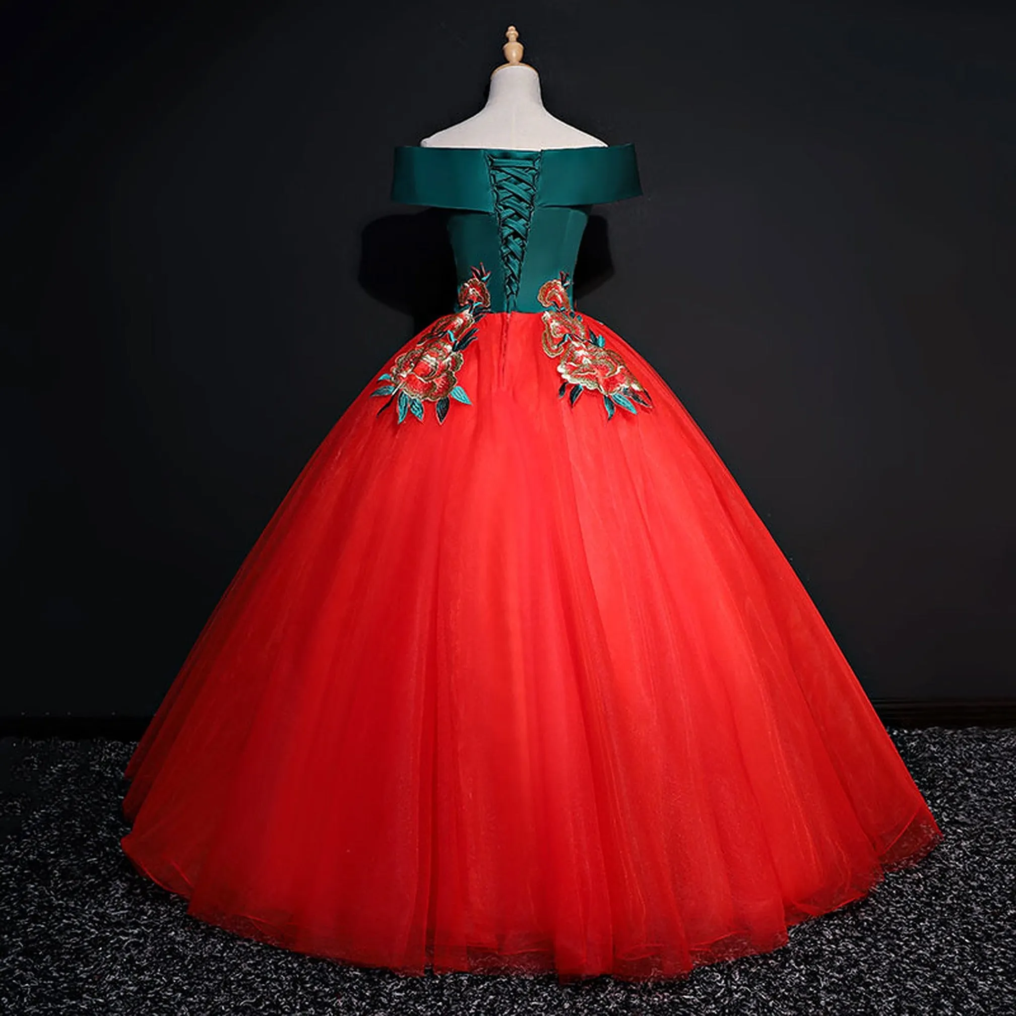 Red Elegant Off-Shoulder Prom and Quinceañera Dress