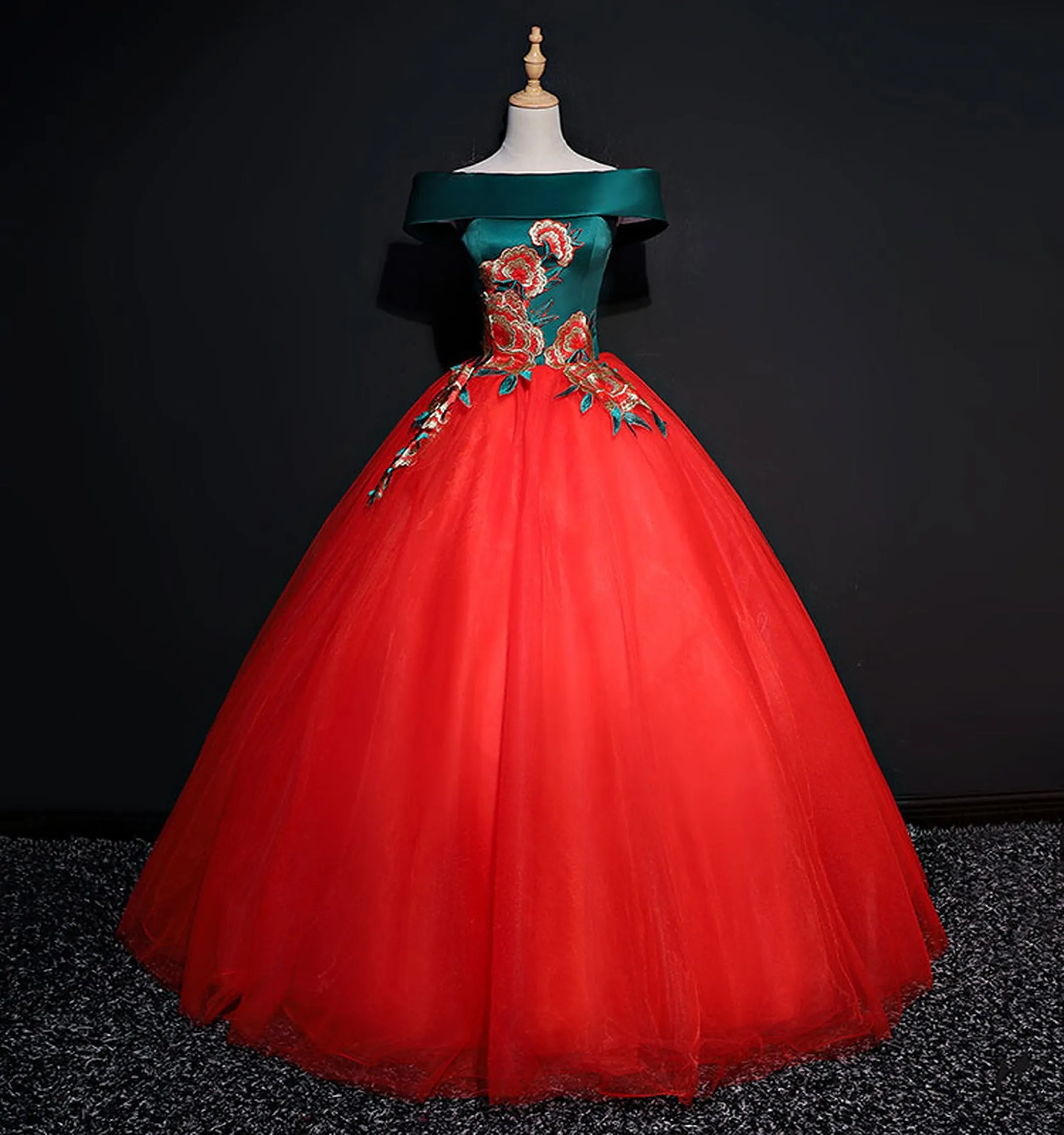 Red Elegant Off-Shoulder Prom and Quinceañera Dress