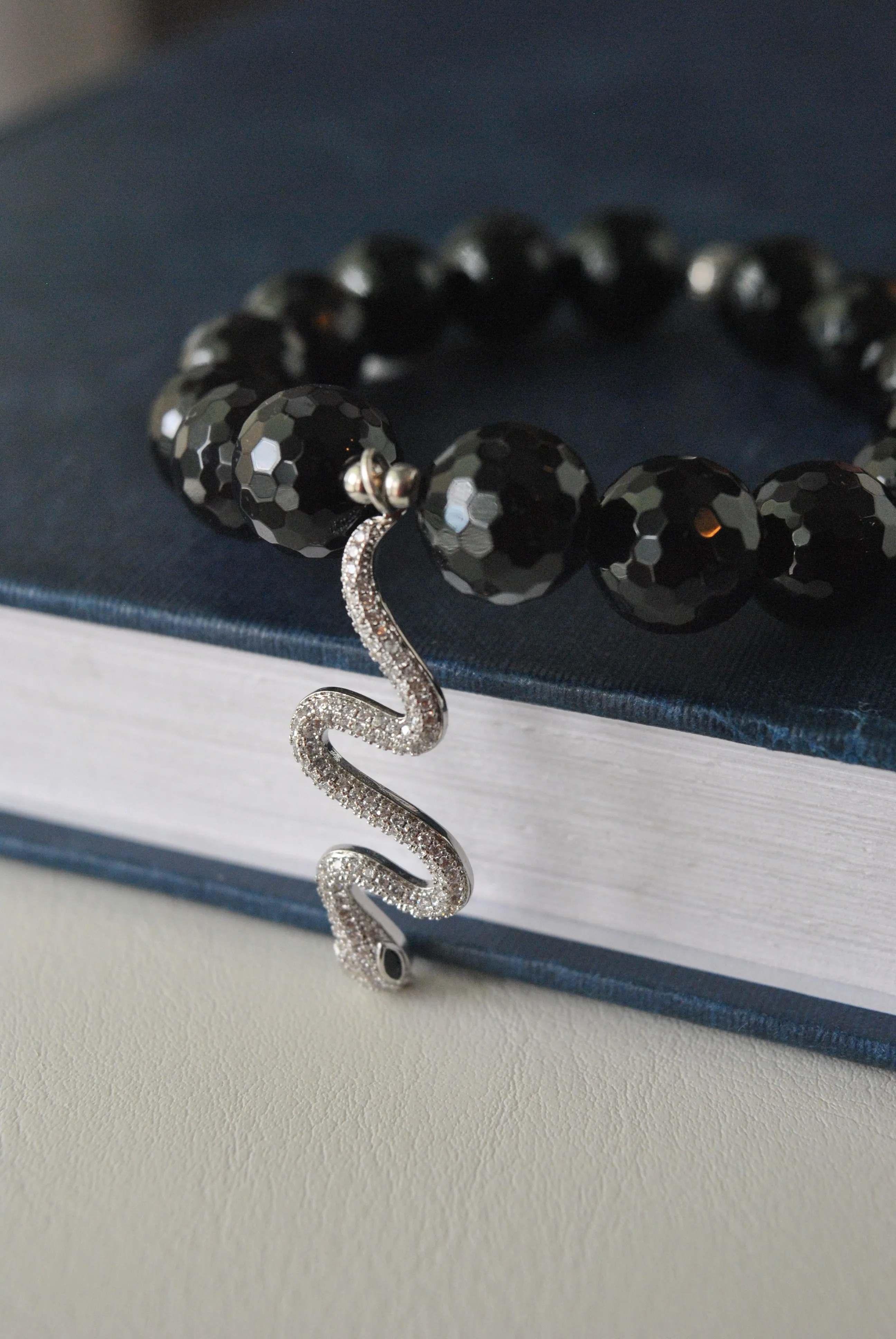 WHITE AND BLACK ONYX STRETCHY BRACELETS