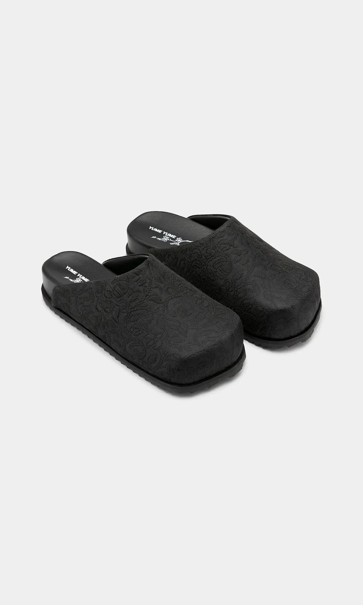 Yume Yume Truck Slide Black Jaquard